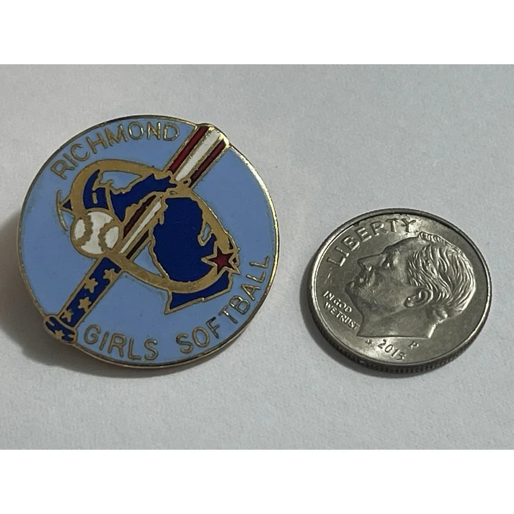 Richmond Girls Softball Pin Vintage Enamel‎ Lapel Hat Bag Jacket Award 00795